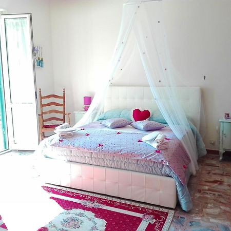 Bed And Breakfast Romantica Evasione Sutri Dış mekan fotoğraf