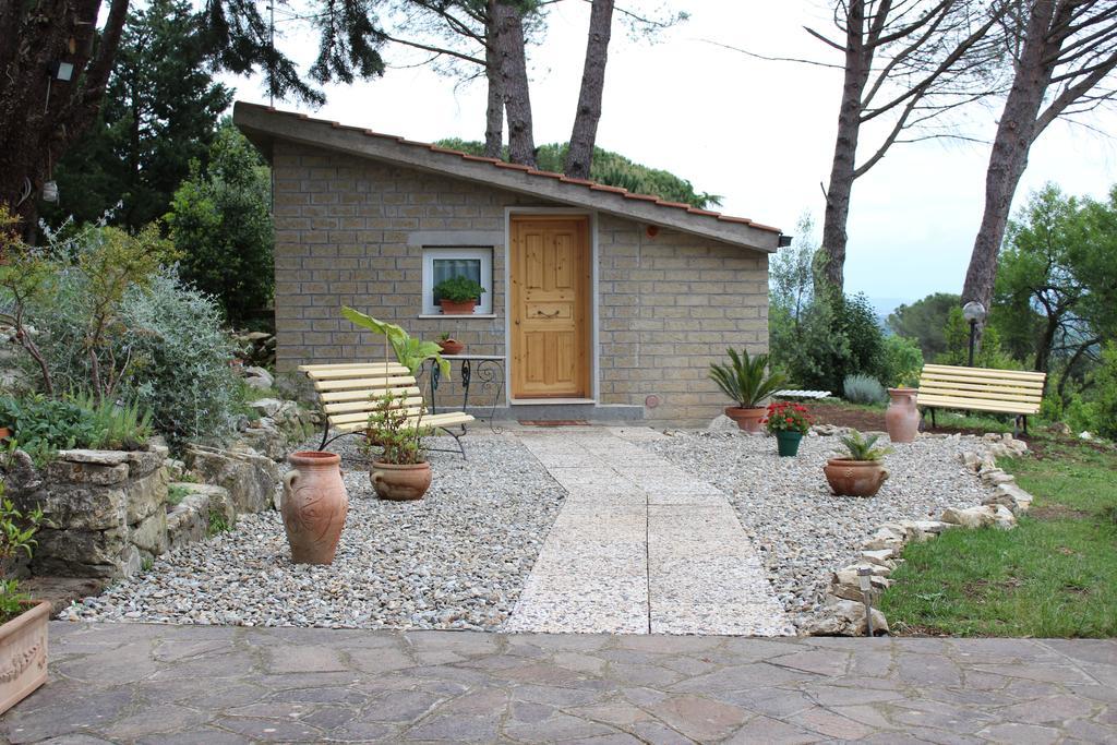 Bed And Breakfast Romantica Evasione Sutri Dış mekan fotoğraf