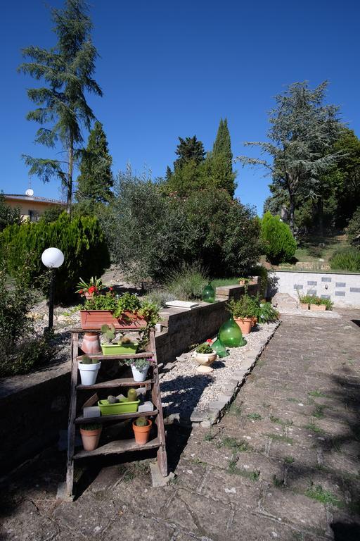 Bed And Breakfast Romantica Evasione Sutri Dış mekan fotoğraf
