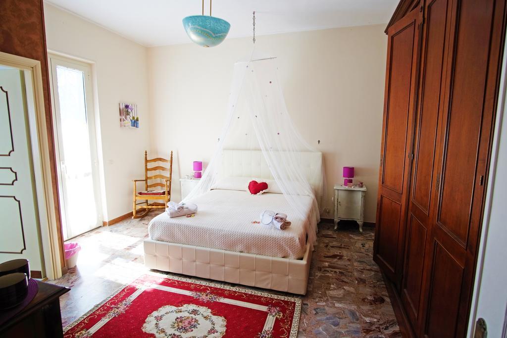 Bed And Breakfast Romantica Evasione Sutri Dış mekan fotoğraf