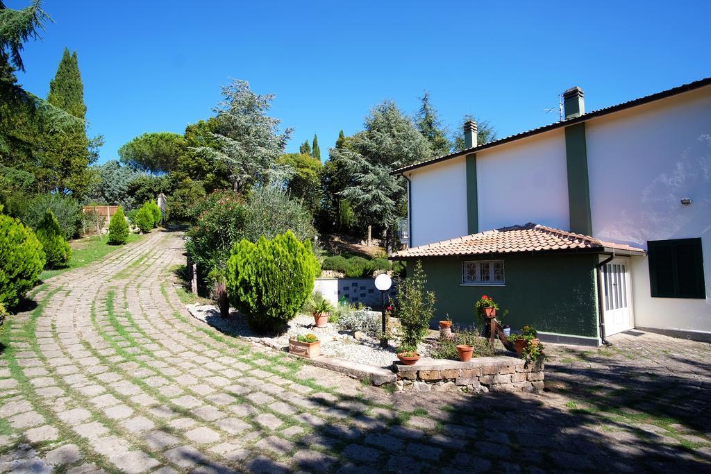 Bed And Breakfast Romantica Evasione Sutri Dış mekan fotoğraf